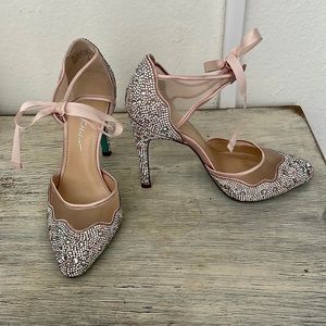 Blue by Betsey Johnson Women's Iris Pump